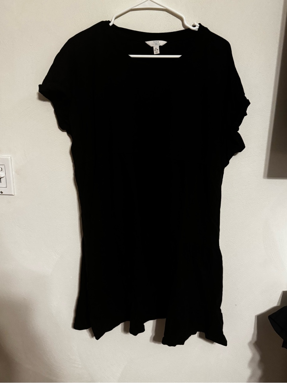 Time and Tru Black Short Sleeve Tunic Top
